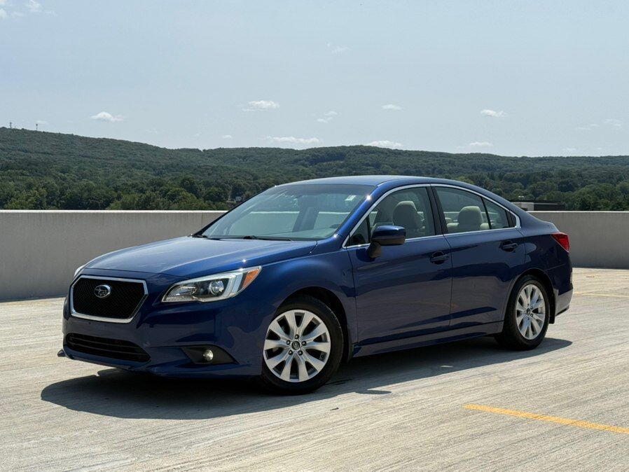 2016 SUBARU Legacy