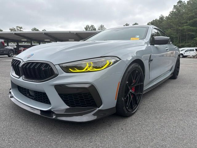 2023 BMW M8