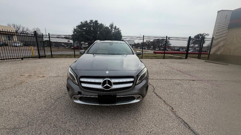 2016 MERCEDES-BENZ GLA-Class