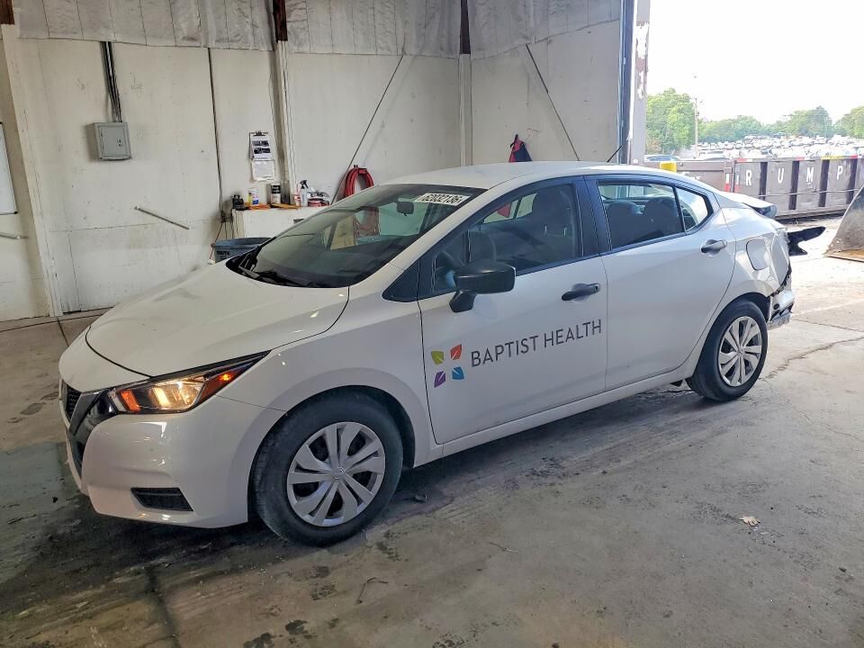 2021 NISSAN Versa
