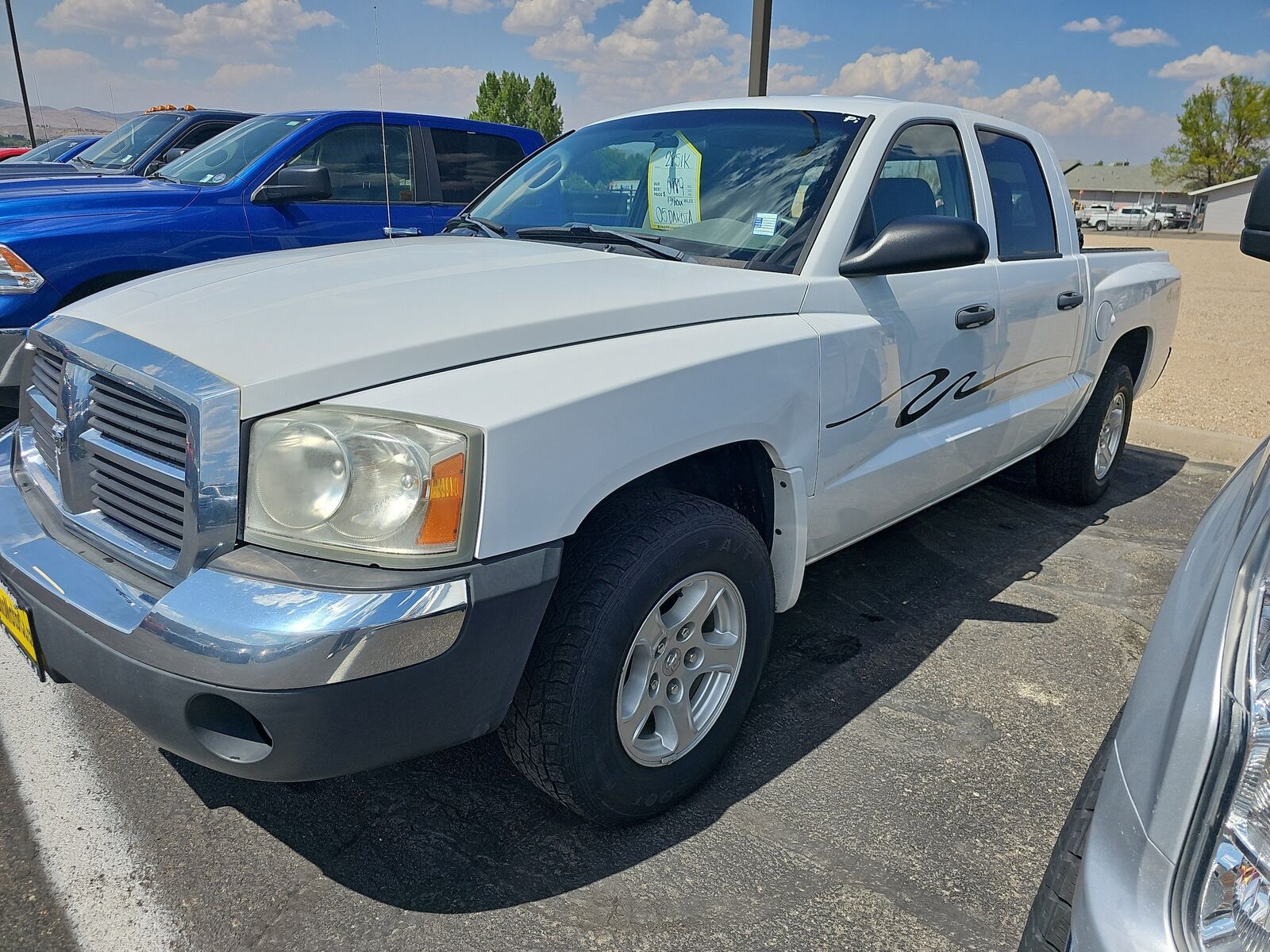 2005 DODGE Dakota