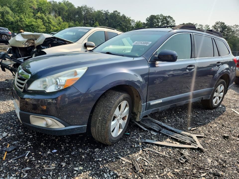 2012 SUBARU Outback