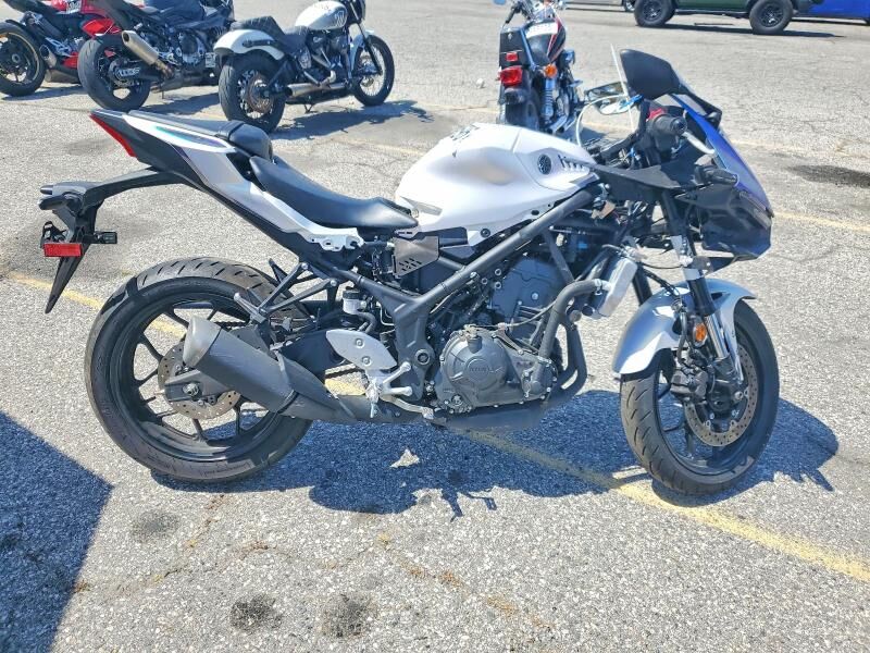 2025 YAMAHA YZF