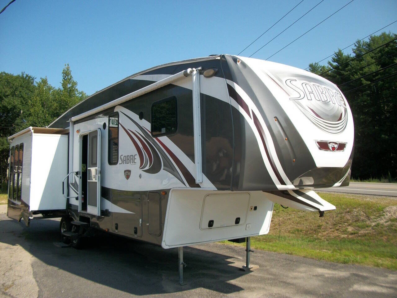 2013 FOREST RIVER Sabre