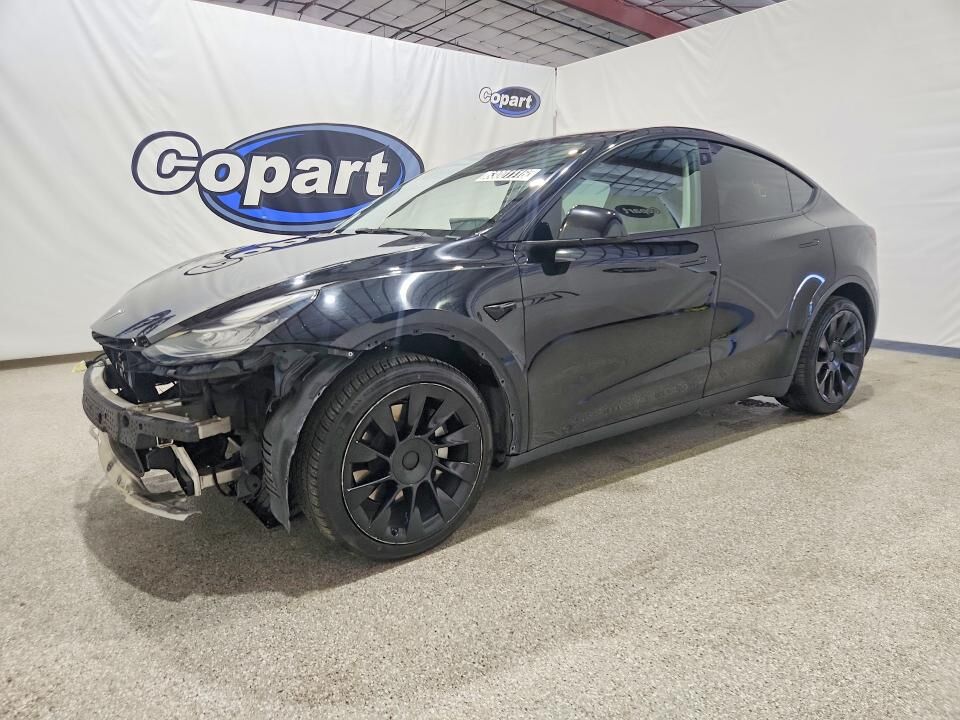 2022 TESLA Model Y