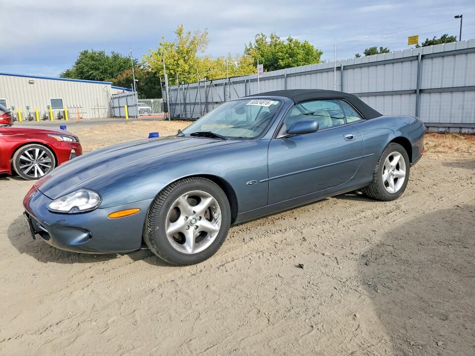 2000 JAGUAR XK8