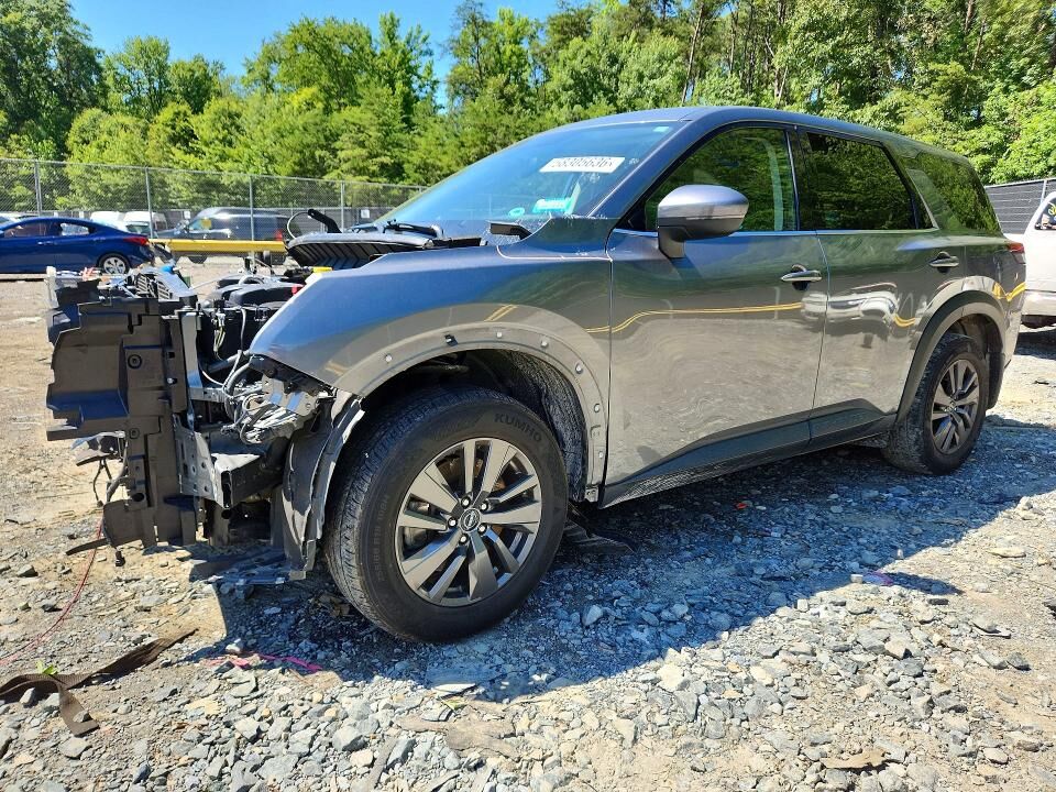 2022 NISSAN Pathfinder