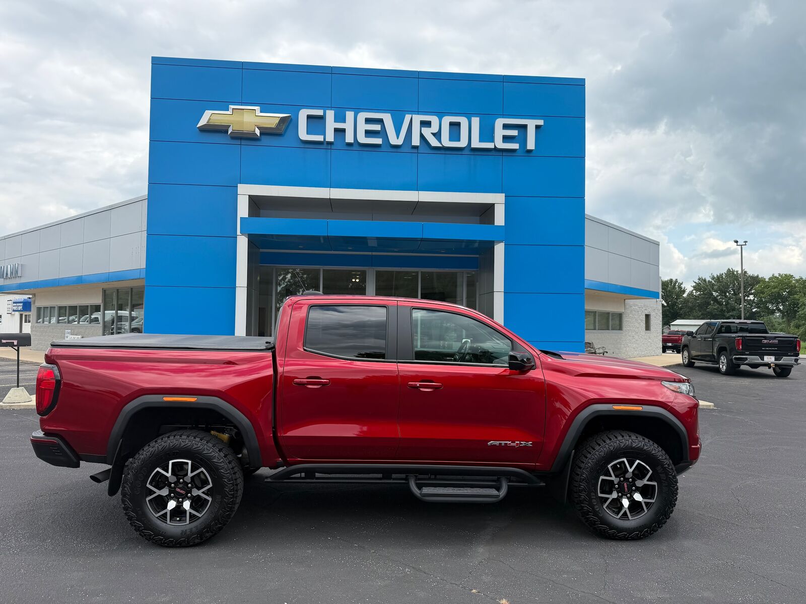2024 GMC Canyon