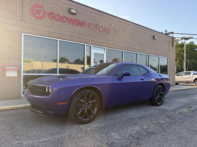 2019 DODGE Challenger