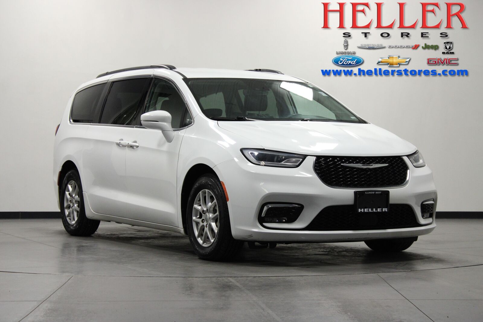2022 CHRYSLER Pacifica