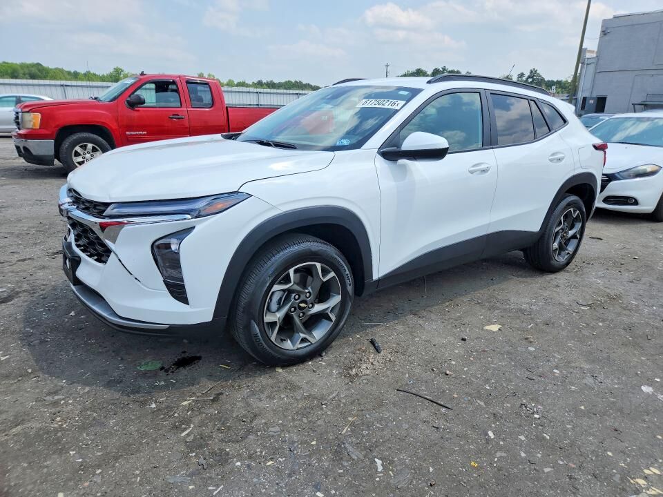 2025 CHEVROLET Trax