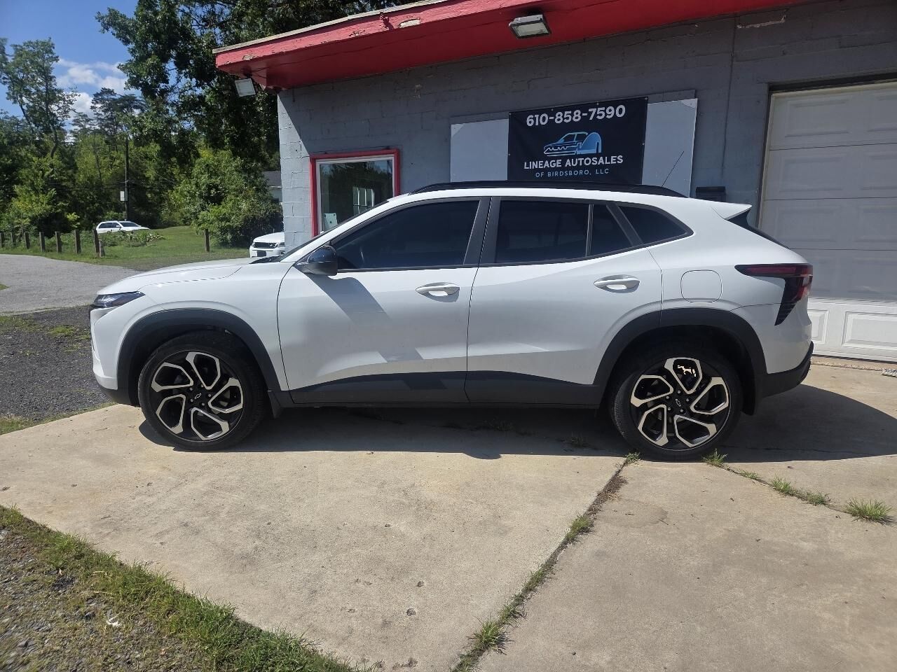 2025 CHEVROLET Trax