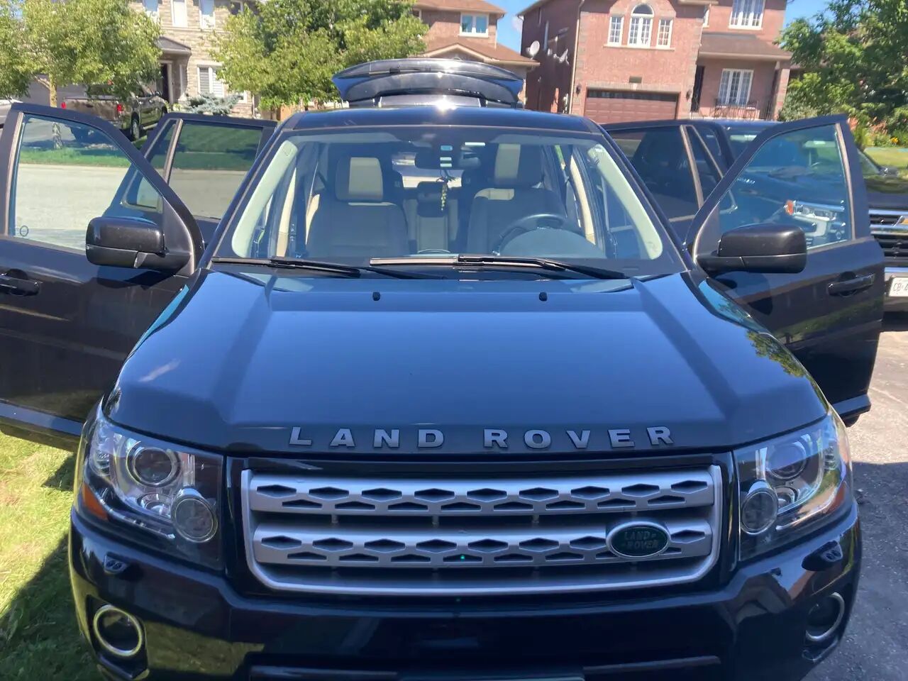 Land Rover LR2