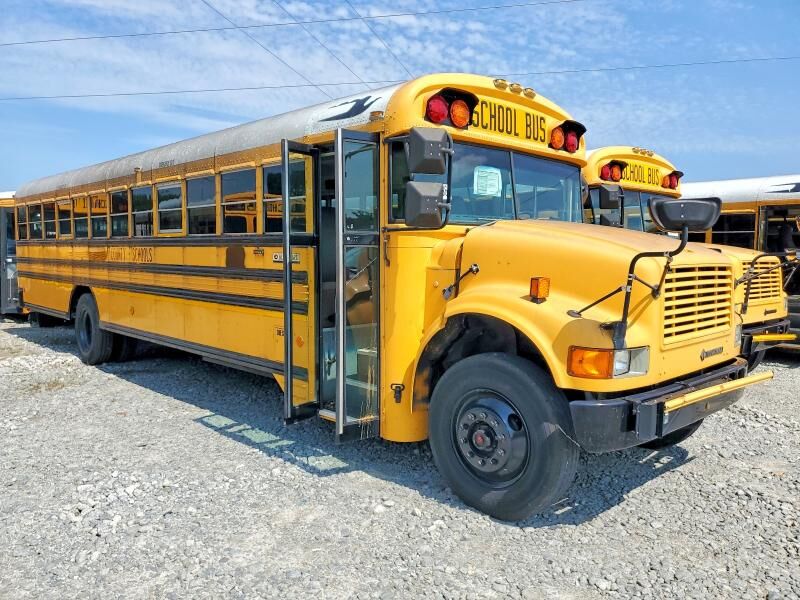 1997 INTERNATIONAL 3800