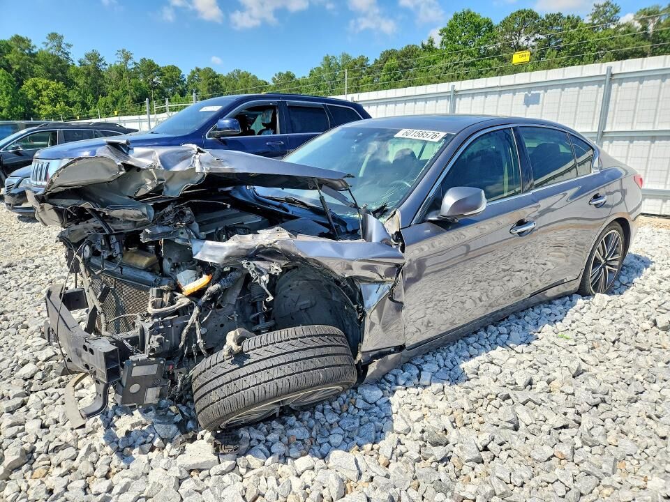 2014 INFINITI Q50