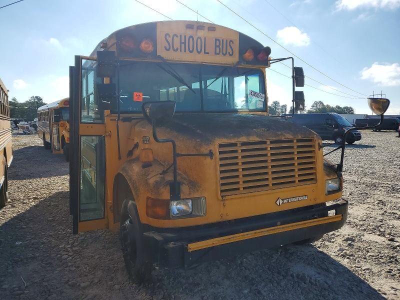 2000 INTERNATIONAL 3800