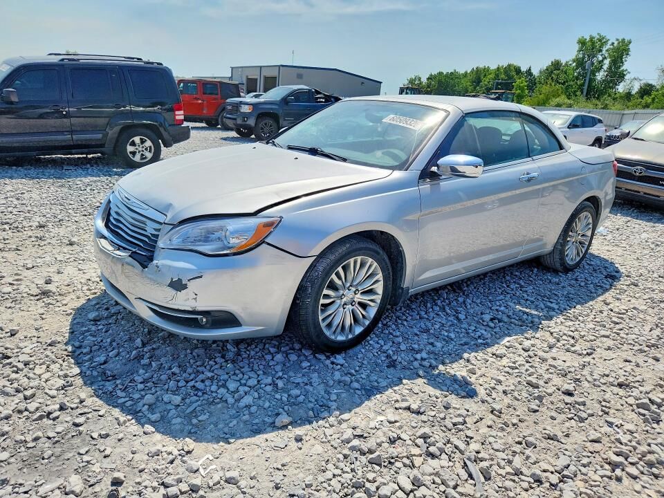 2011 CHRYSLER 200