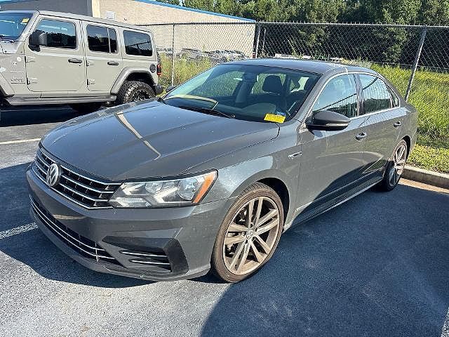 2017 VOLKSWAGEN Passat