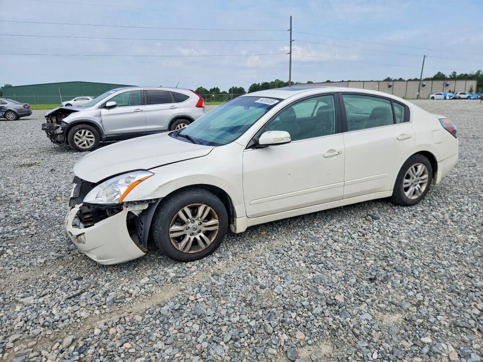 2011 NISSAN Altima
