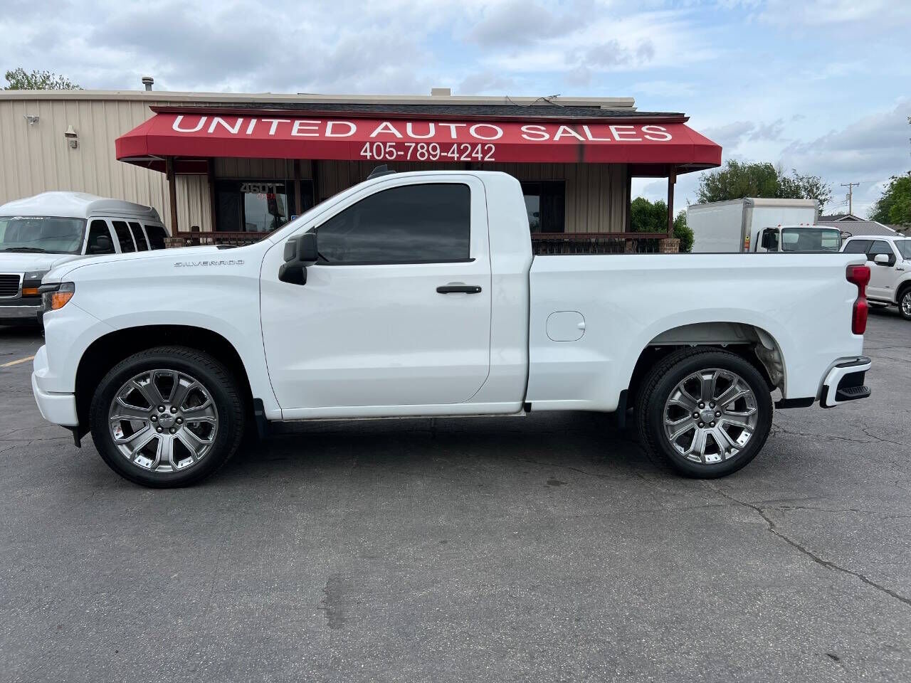 2023 CHEVROLET Silverado