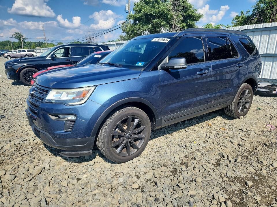 2018 FORD Explorer