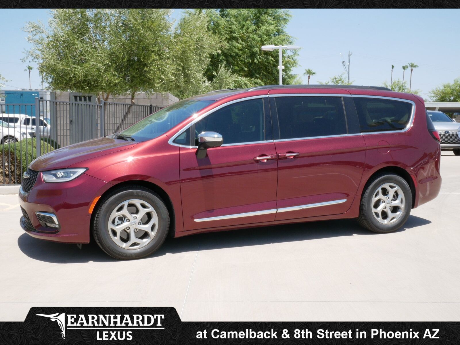 2023 CHRYSLER Pacifica