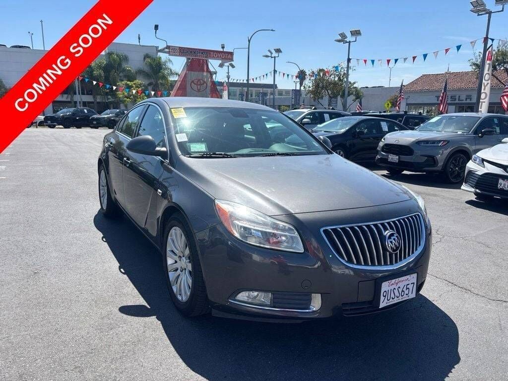 2011 BUICK Regal