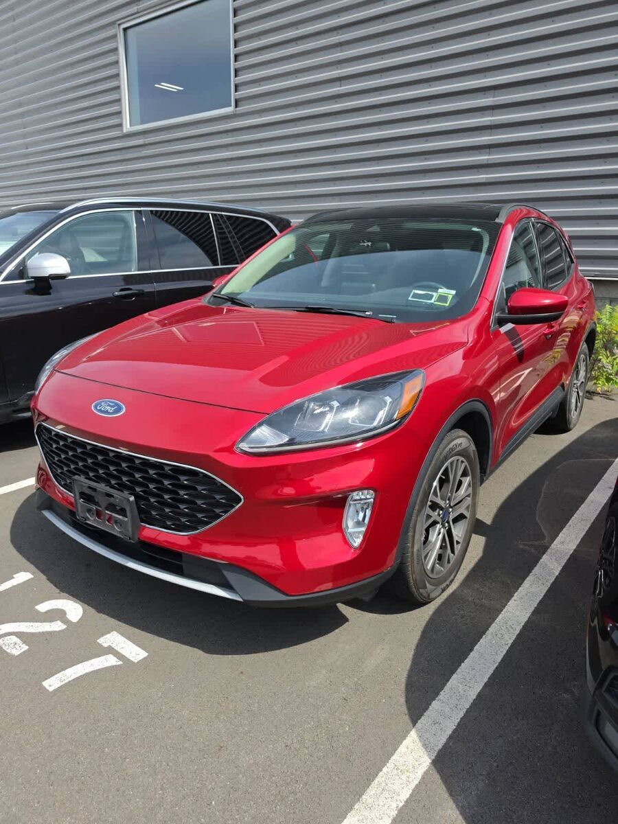 2020 FORD Escape