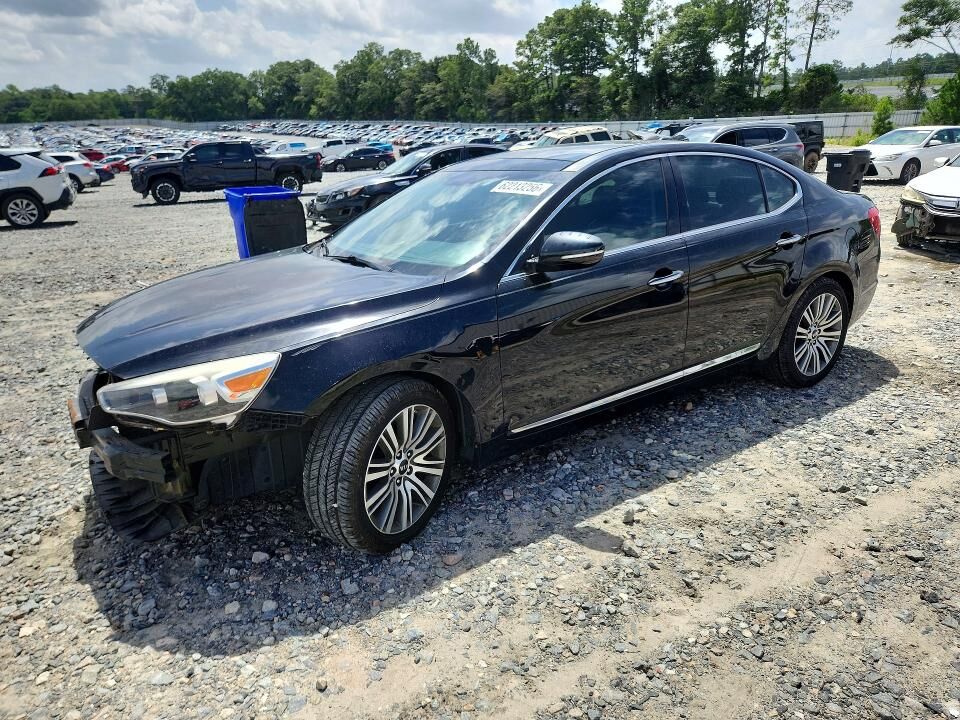 2016 KIA Cadenza