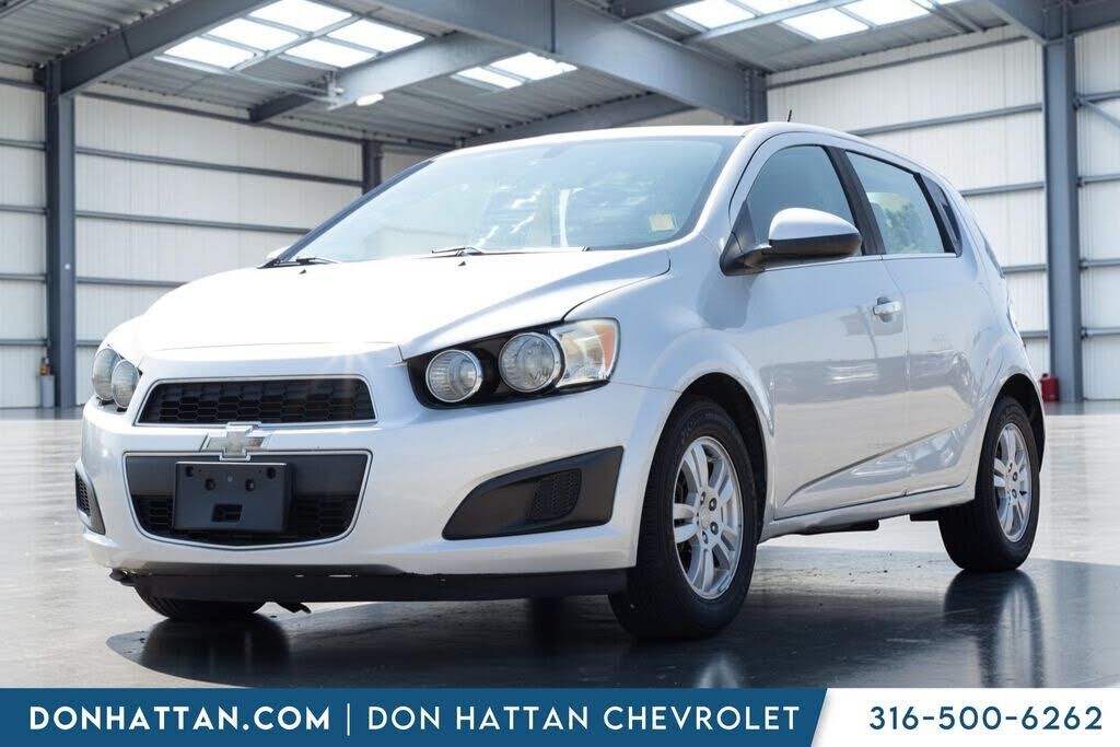 2016 CHEVROLET Sonic