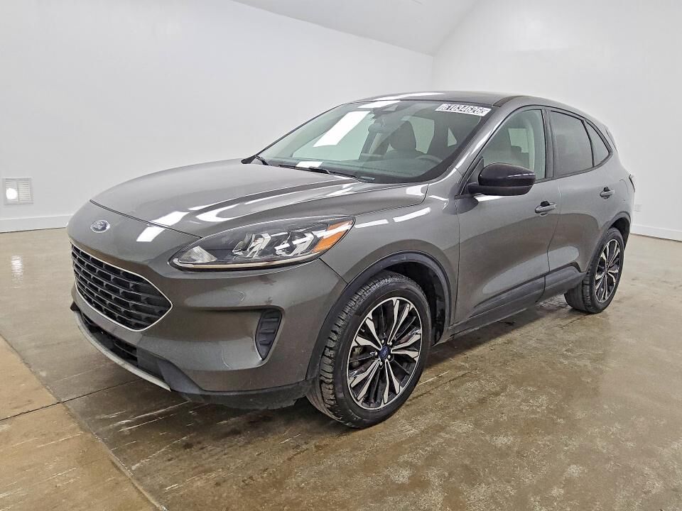 2021 FORD Escape