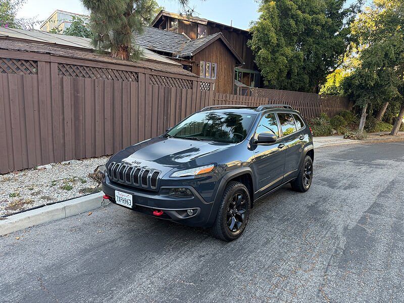 2017 JEEP Cherokee