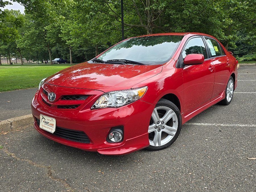 2013 TOYOTA Corolla