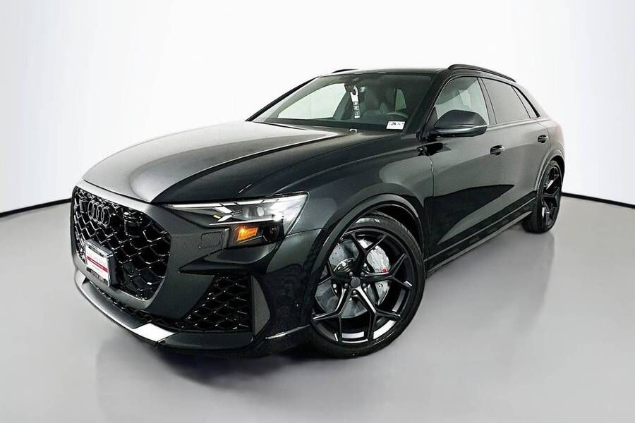 2026 AUDI RS Q8