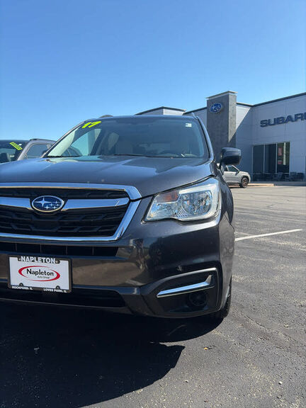 2017 SUBARU Forester