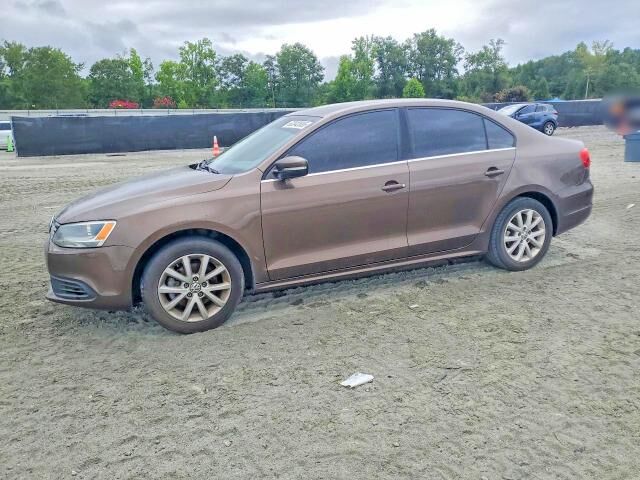 2014 VOLKSWAGEN Jetta