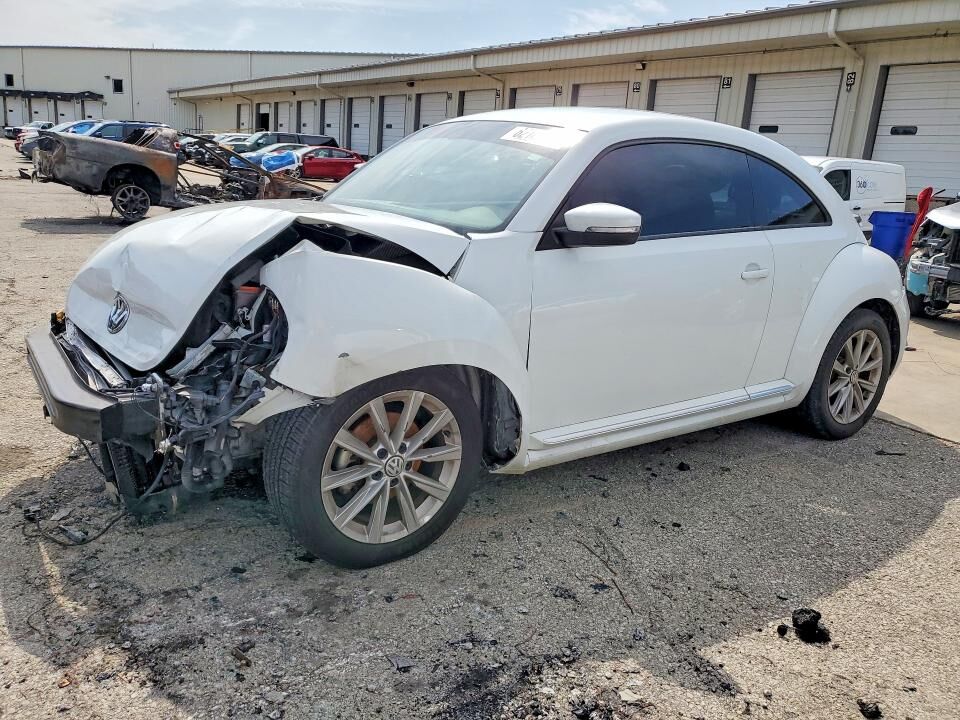 2018 VOLKSWAGEN Beetle