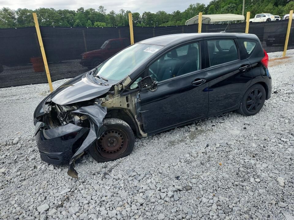 2017 NISSAN Versa
