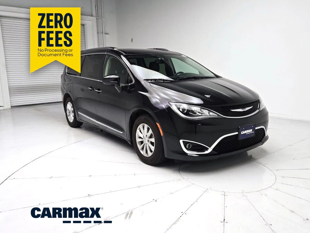2019 CHRYSLER Pacifica