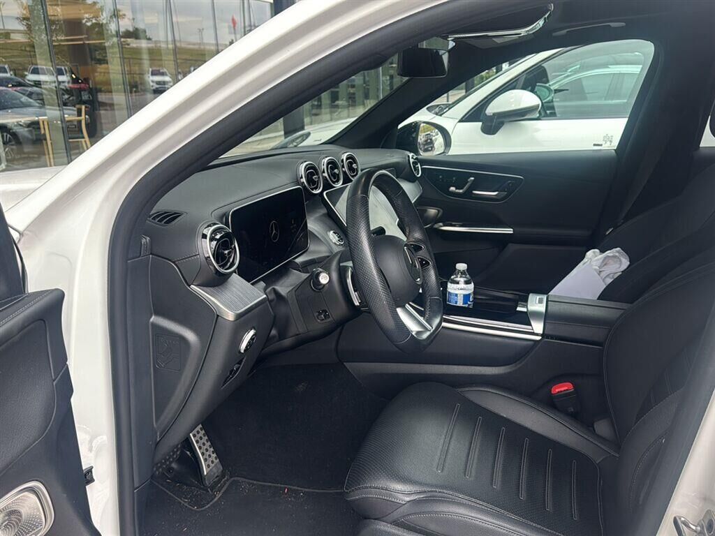2024 Mercedes-Benz GLC-Class