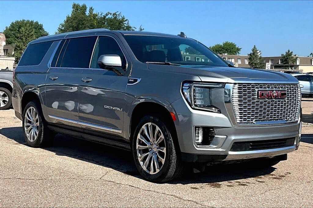 2023 GMC Yukon XL