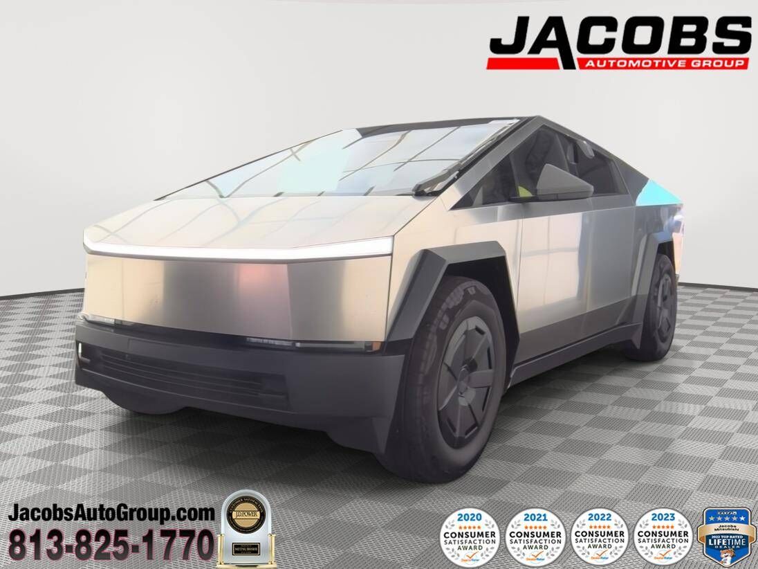 2024 TESLA Cybertruck