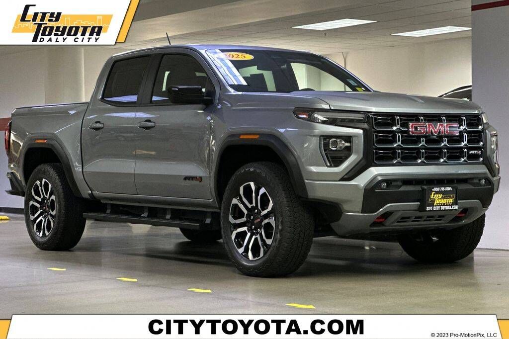 2025 GMC Canyon