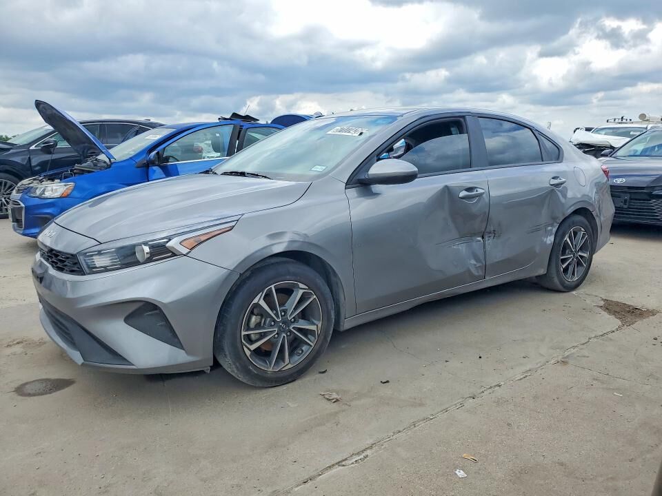 2023 KIA Forte