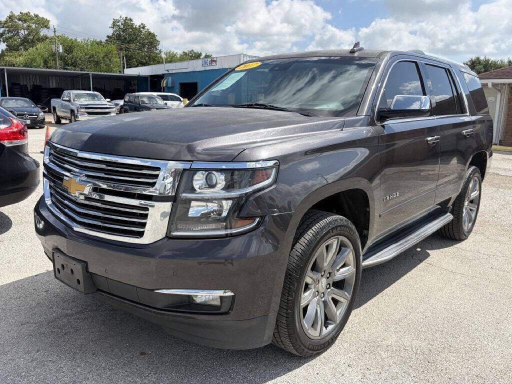 2017 CHEVROLET Tahoe
