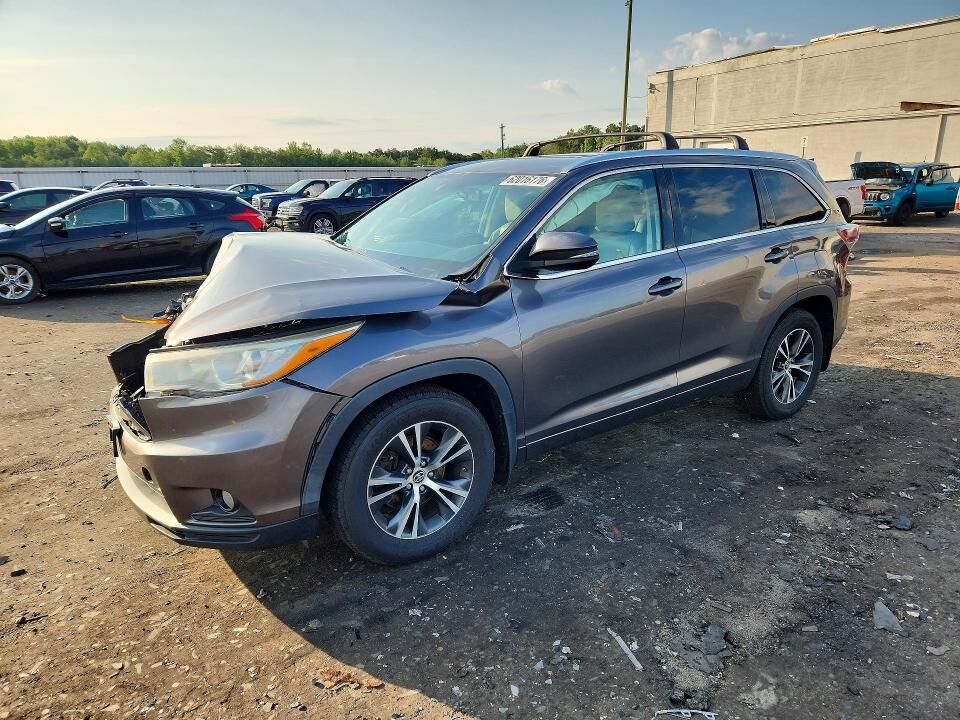 2016 TOYOTA Highlander
