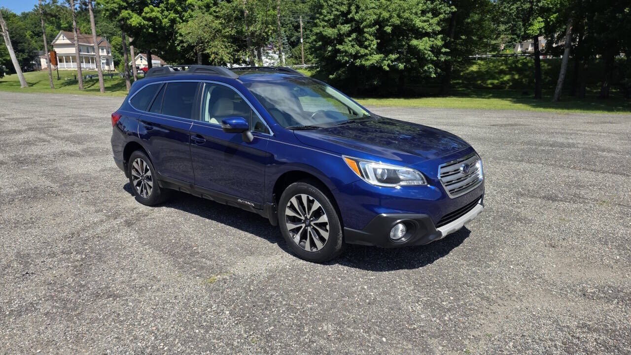 2015 SUBARU Outback