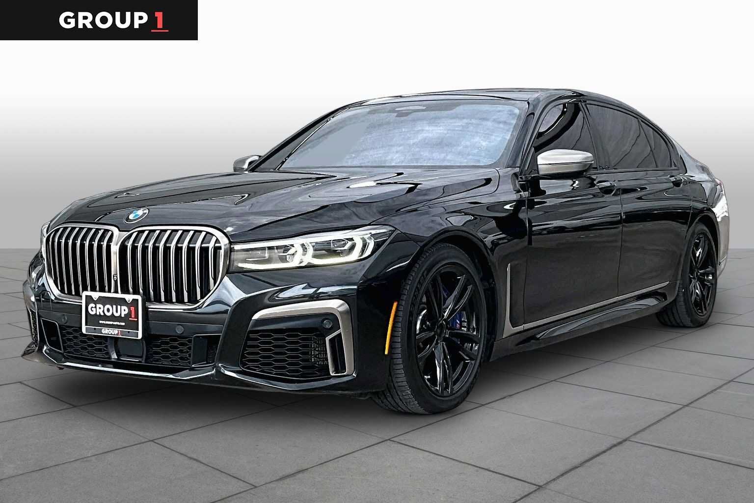 2021 BMW M7