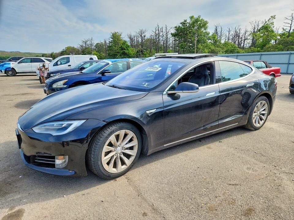 2016 TESLA Model S