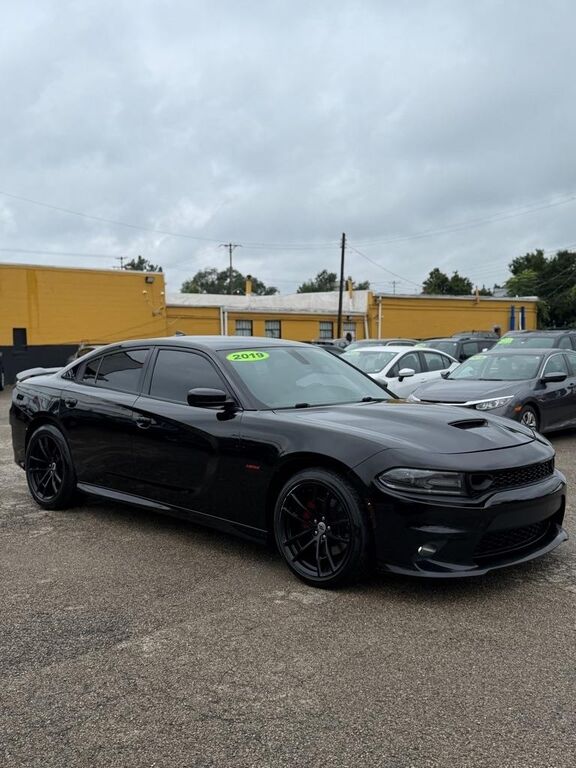 2019 DODGE Charger